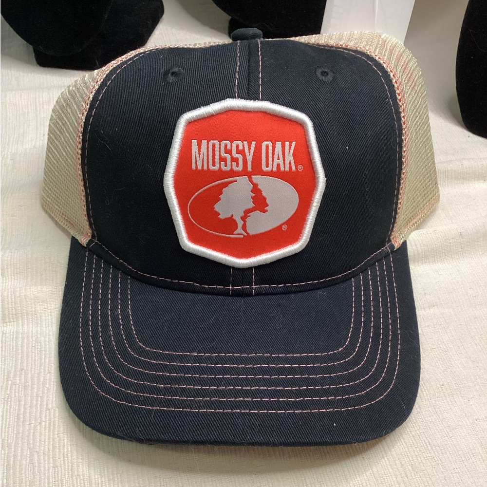 Mossy Oak Mesh Back Cap with Red Accents